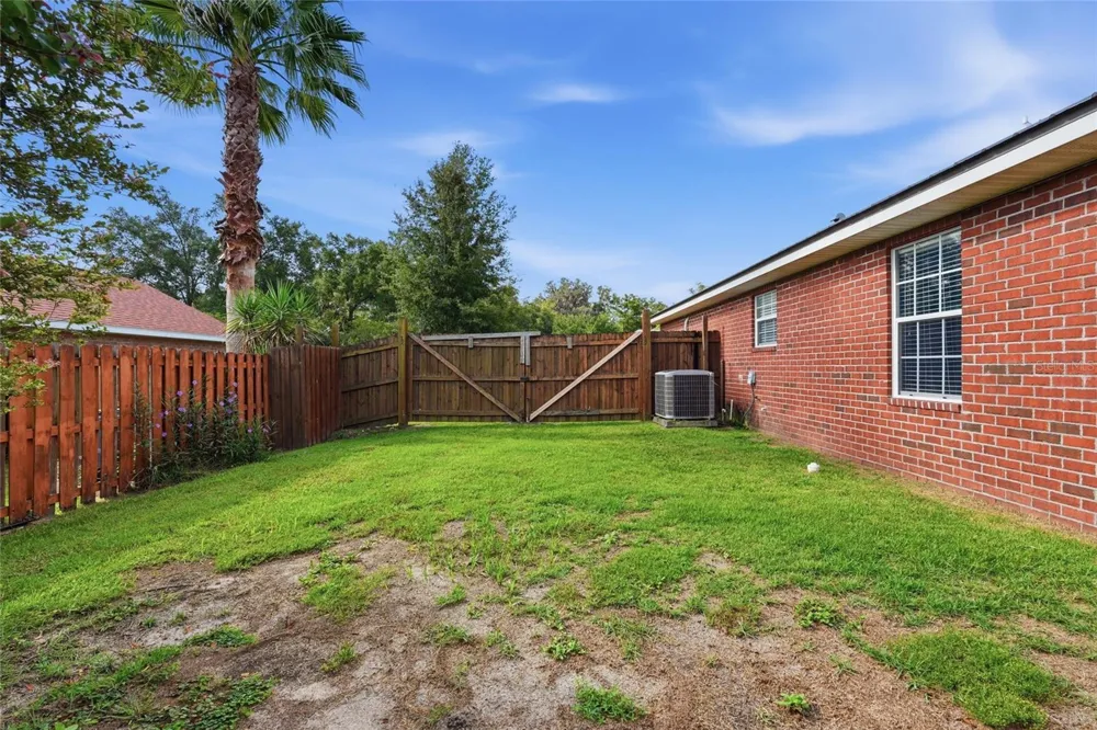 25542 SW 22ND PLACE Newberry, FL 32669