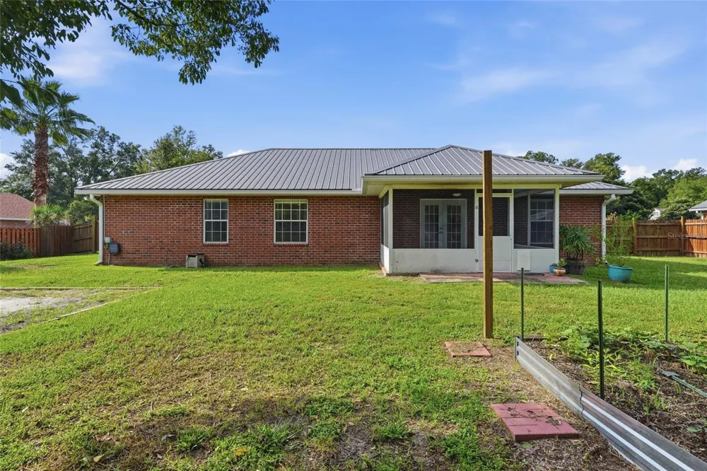 25542 SW 22ND PLACE Newberry, FL 32669