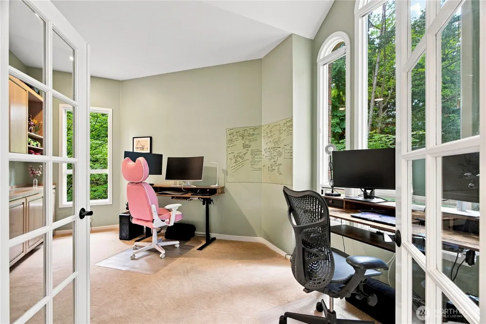 4856 167th Avenue SE Bellevue, WA 98006