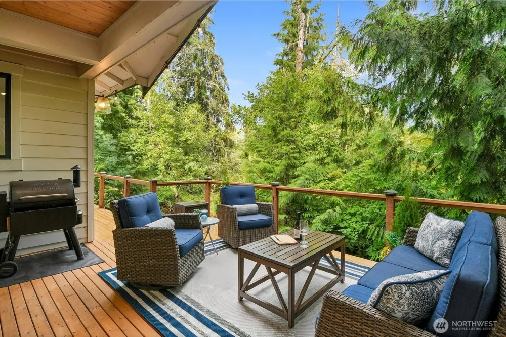 6309 207th Avenue E Bonney Lake, WA 98391
