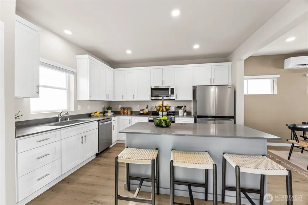13912 11th Place W Lynnwood, WA 98087