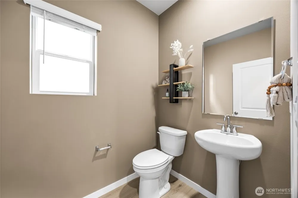 13912 11th Place W Lynnwood, WA 98087