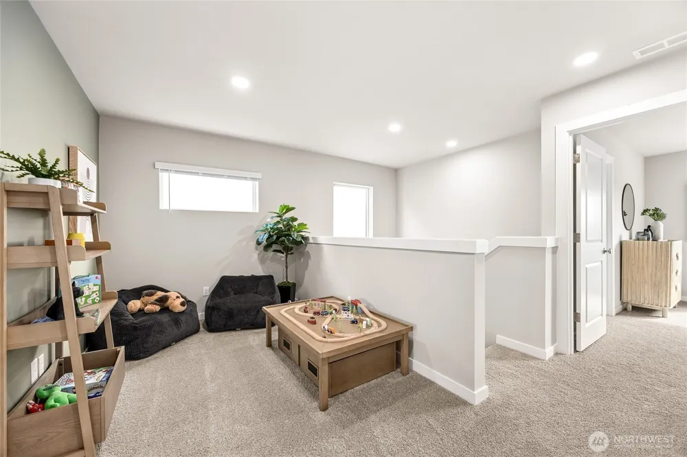 13912 11th Place W Lynnwood, WA 98087