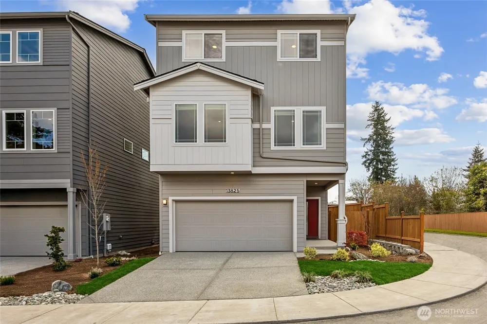 13912 11th Place W Lynnwood, WA 98087