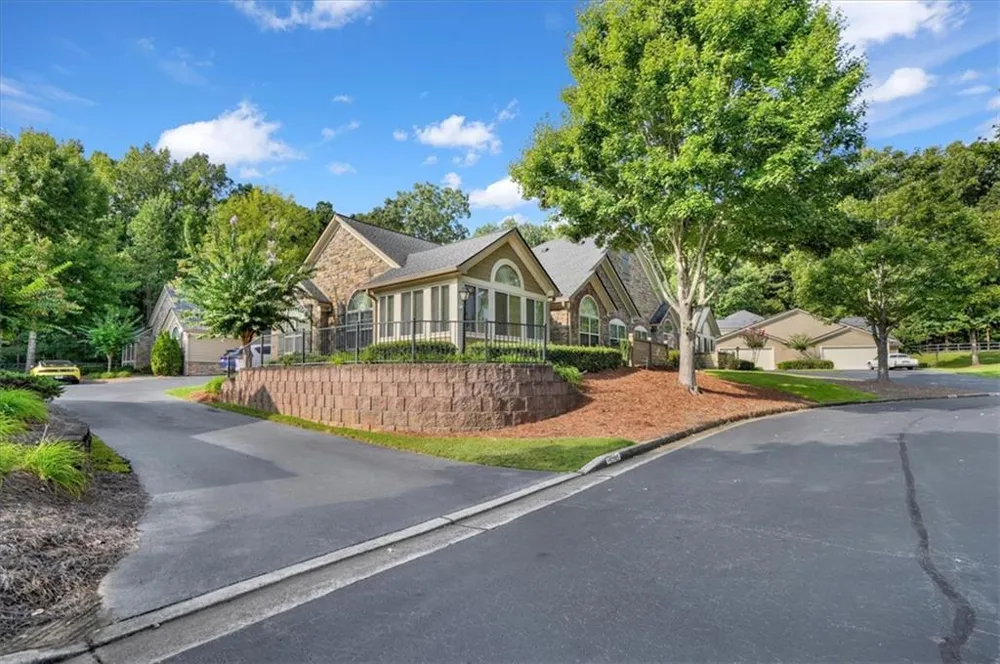5278 Stone Village Circle NW #8 Kennesaw, GA 30152