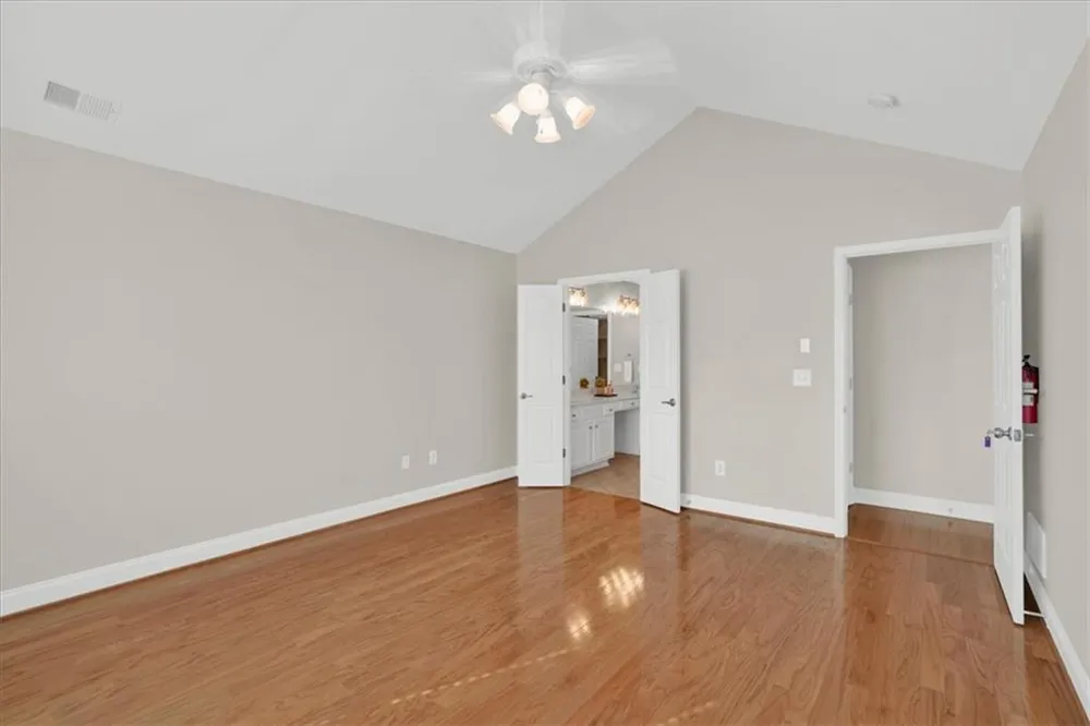 5278 Stone Village Circle NW #8 Kennesaw, GA 30152