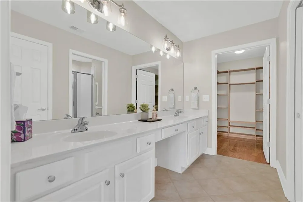 5278 Stone Village Circle NW #8 Kennesaw, GA 30152