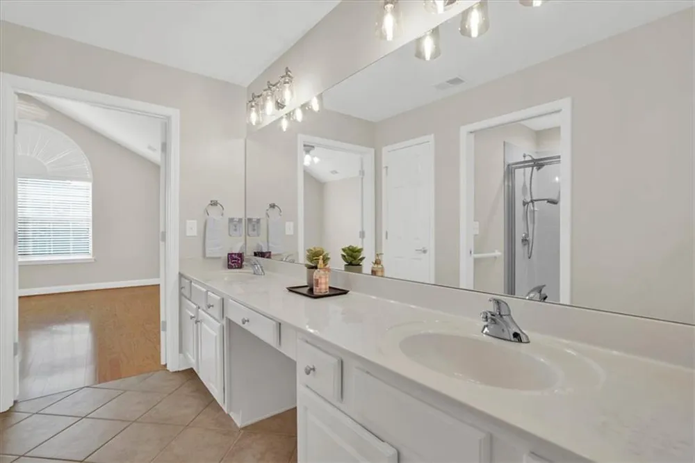 5278 Stone Village Circle NW #8 Kennesaw, GA 30152