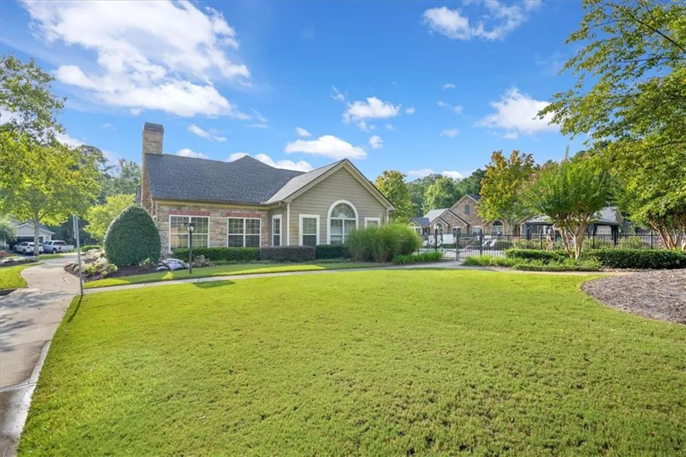 5278 Stone Village Circle NW #8 Kennesaw, GA 30152