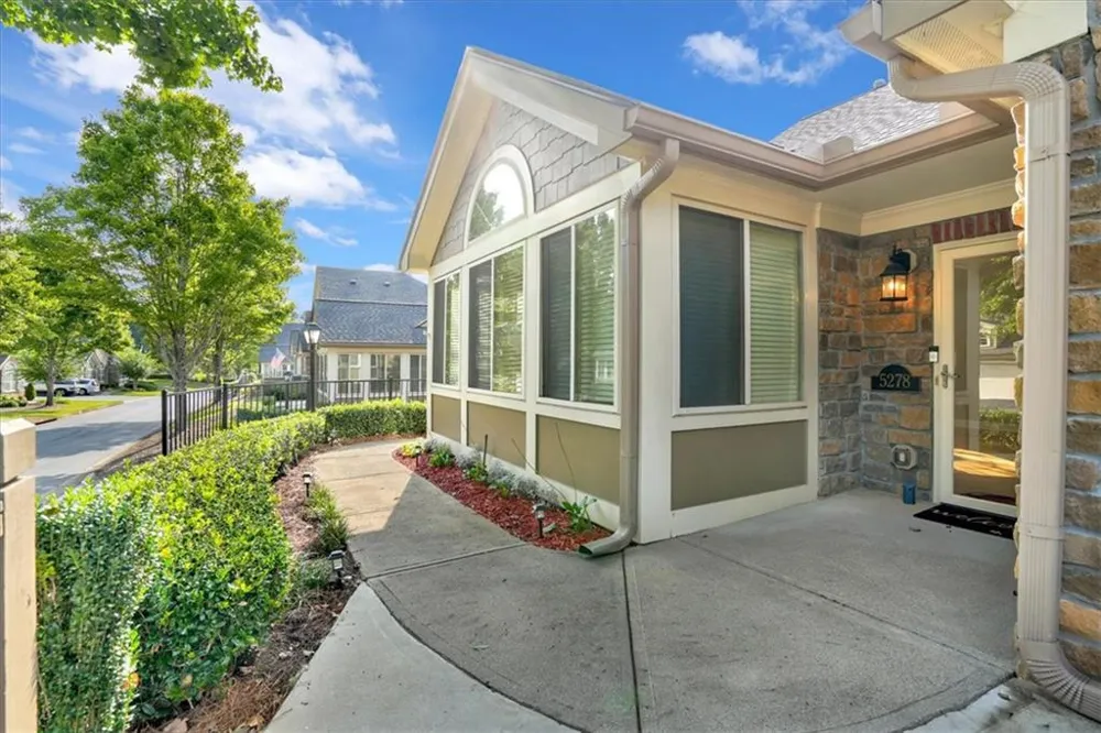 5278 Stone Village Circle NW #8 Kennesaw, GA 30152