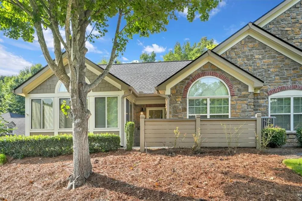 5278 Stone Village Circle NW #8 Kennesaw, GA 30152