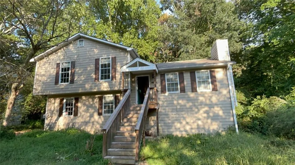3221 Summer Wood Circle Snellville, GA 30039