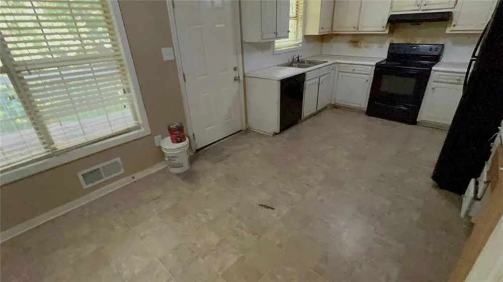 3221 Summer Wood Circle Snellville, GA 30039