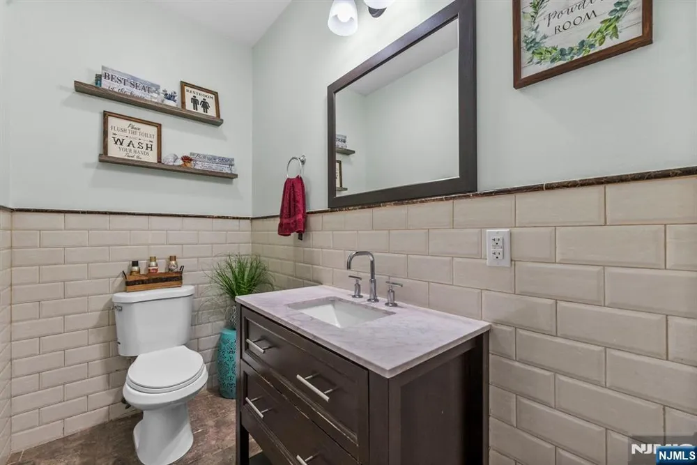 39 Paterson Avenue Clifton, NJ 07014