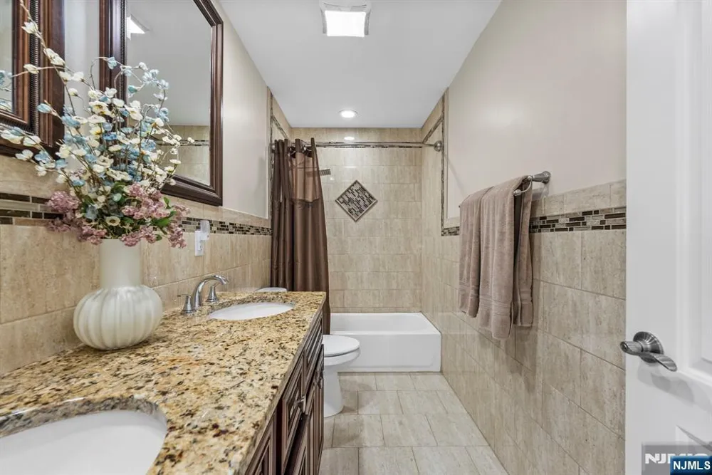 39 Paterson Avenue Clifton, NJ 07014