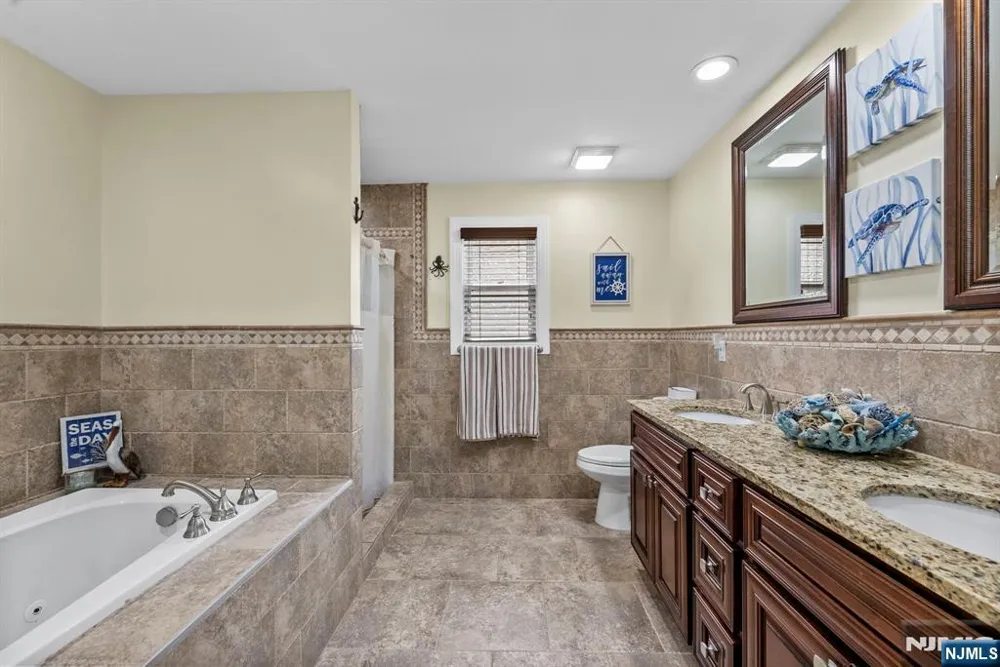 39 Paterson Avenue Clifton, NJ 07014