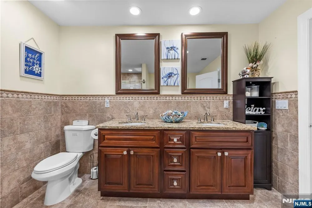 39 Paterson Avenue Clifton, NJ 07014