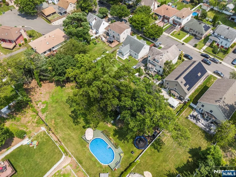 39 Paterson Avenue Clifton, NJ 07014
