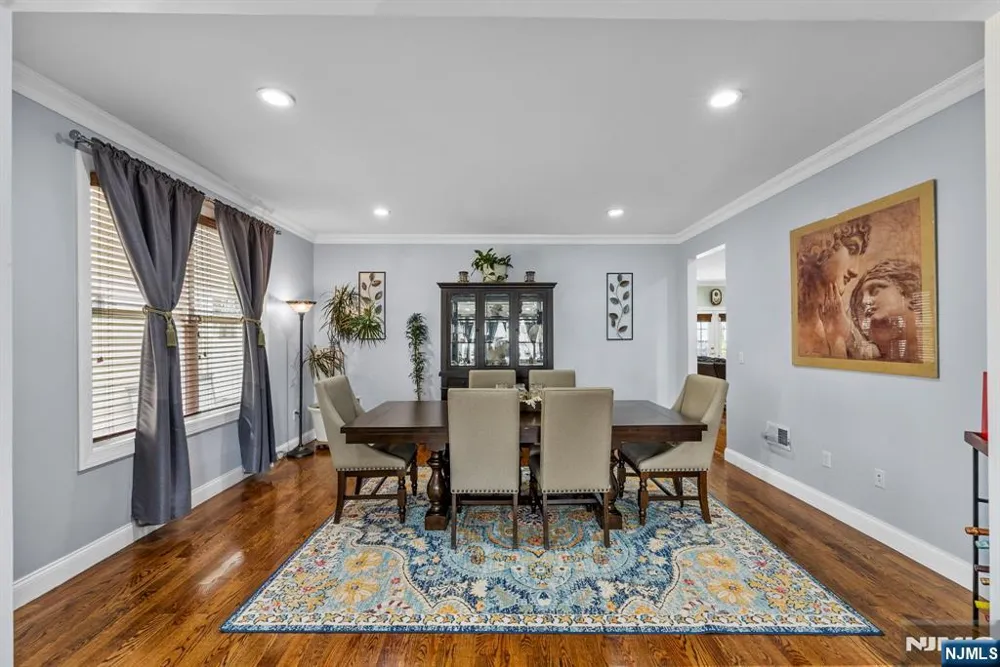 39 Paterson Avenue Clifton, NJ 07014