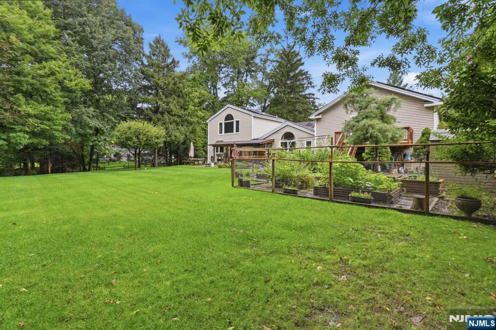 20 Somerset Road 1 Norwood, NJ 07648