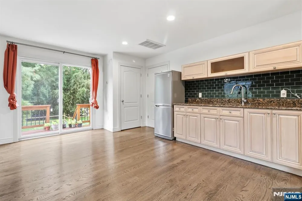 20 Somerset Road 1 Norwood, NJ 07648