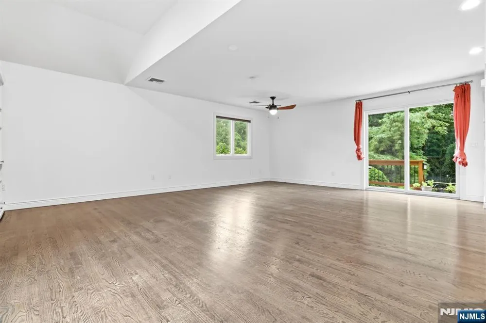 20 Somerset Road 1 Norwood, NJ 07648