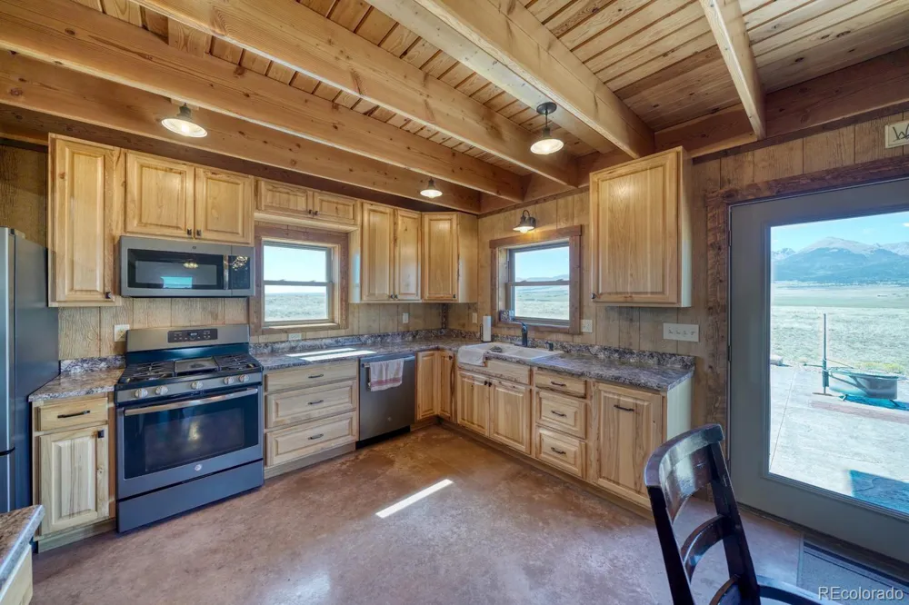 600 Sage Westcliffe, CO 81252
