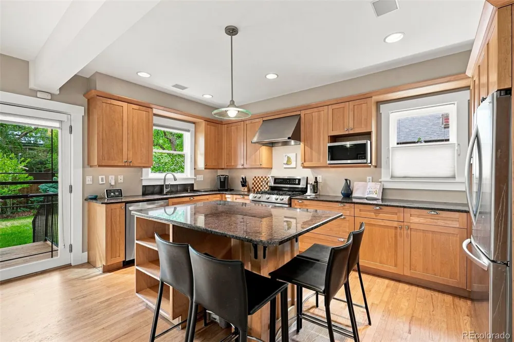 2041 Grape Street Denver, CO 80207