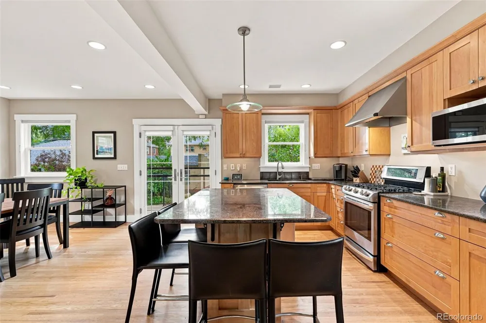 2041 Grape Street Denver, CO 80207