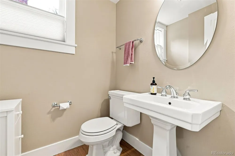 2041 Grape Street Denver, CO 80207