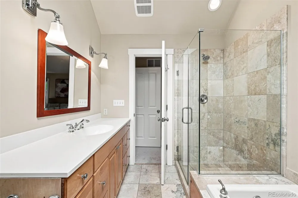 2041 Grape Street Denver, CO 80207