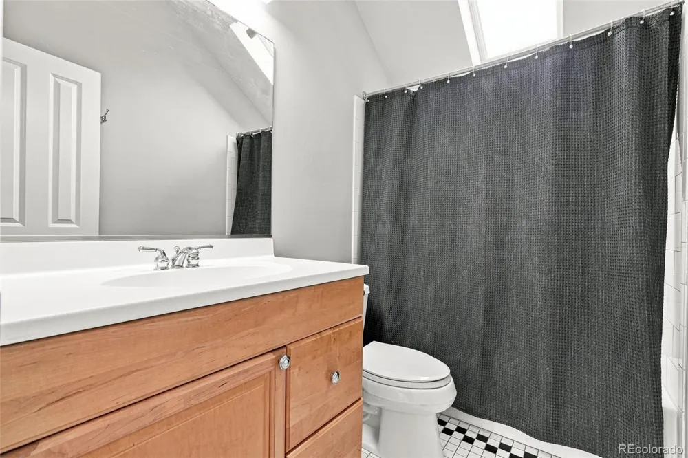 2041 Grape Street Denver, CO 80207