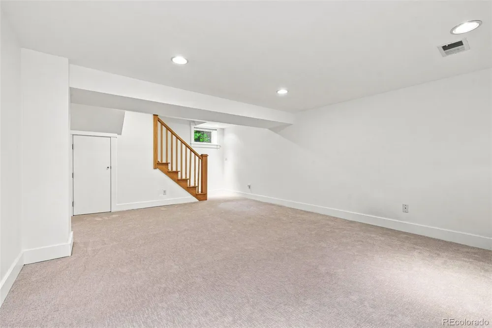 2041 Grape Street Denver, CO 80207