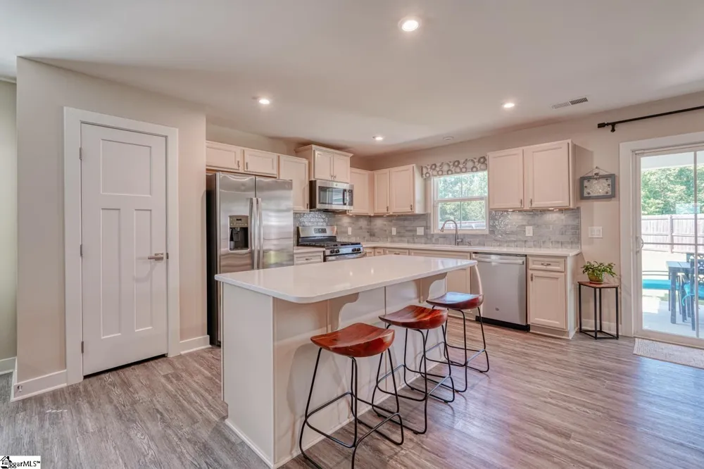 1038 Hunter Green Lane Spartanburg, SC 29302