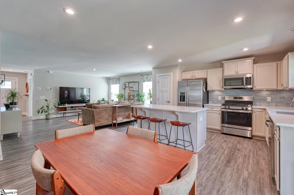 1038 Hunter Green Lane Spartanburg, SC 29302