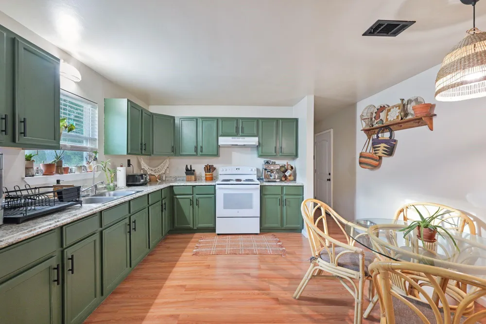 2908 County Road 510a Brazoria, TX 77422