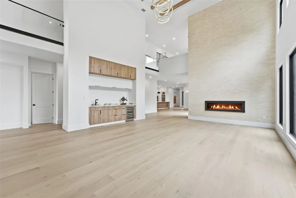 519 W 30th Street Houston, TX 77018