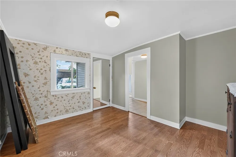 119 S Adams Glendale, CA 91205