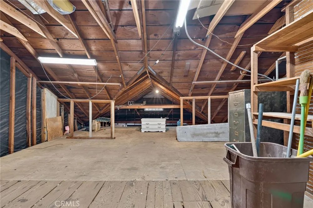119 S Adams Glendale, CA 91205