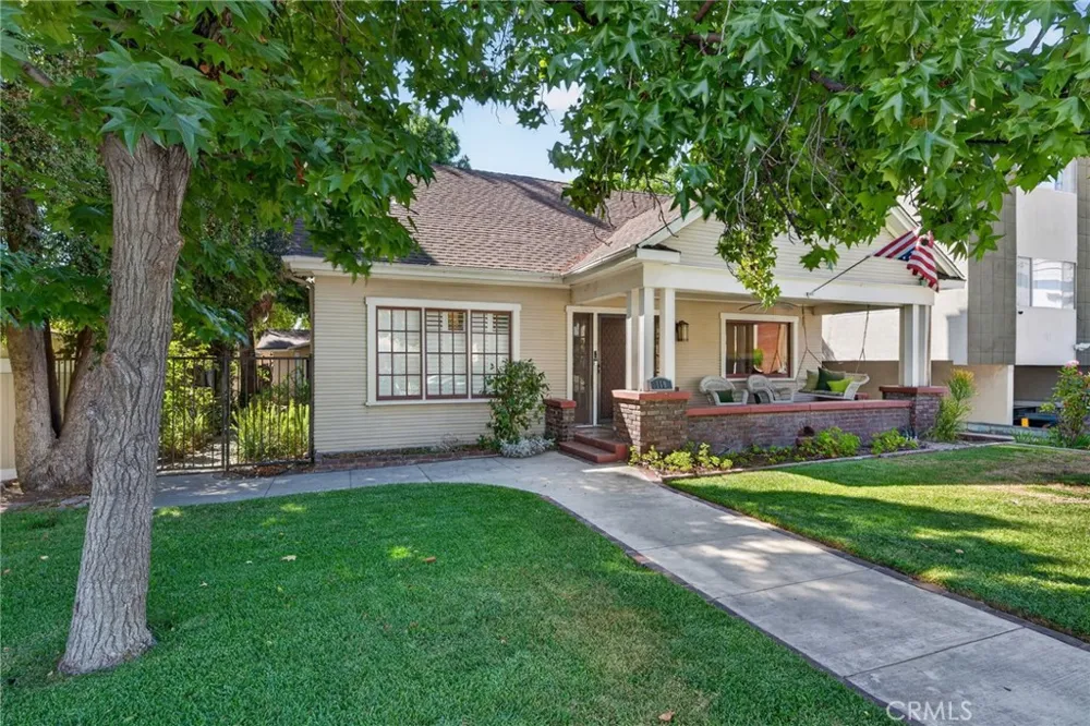 119 S Adams Glendale, CA 91205
