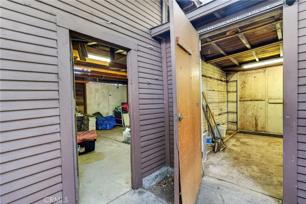 119 S Adams Glendale, CA 91205
