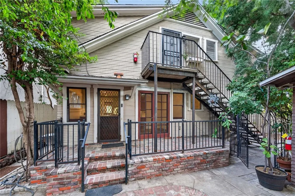 119 S Adams Glendale, CA 91205
