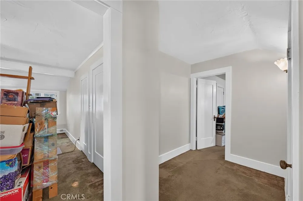 119 S Adams Glendale, CA 91205