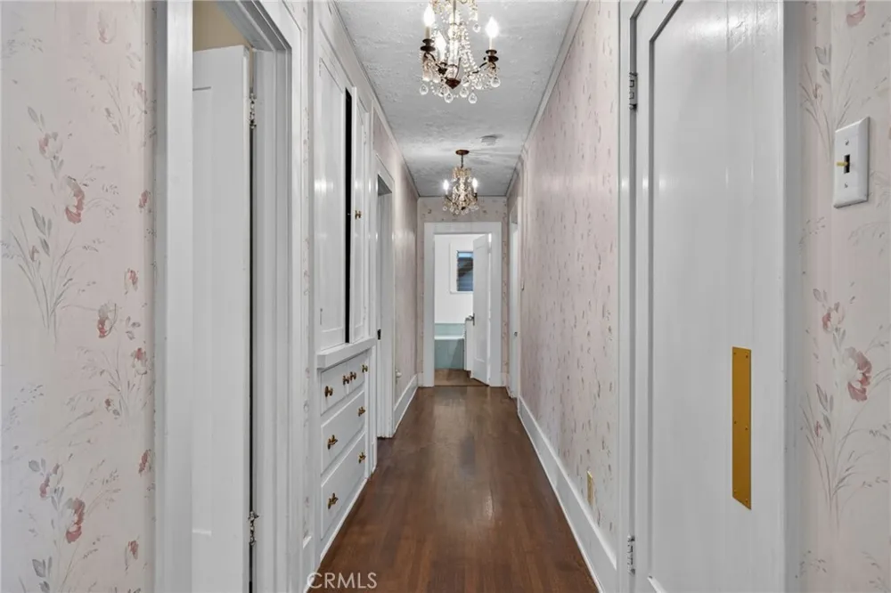 119 S Adams Glendale, CA 91205