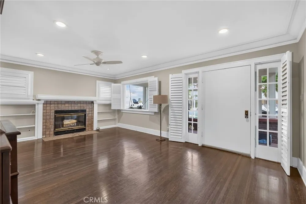 119 S Adams Glendale, CA 91205