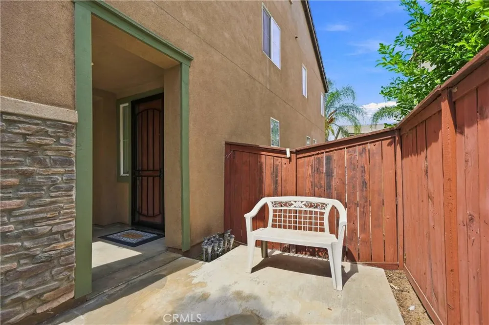 3985 Barbury Palms Way Perris, CA 92571