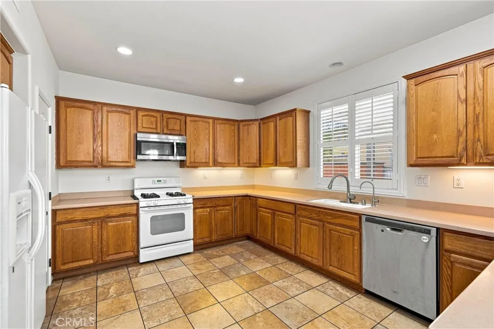 3985 Barbury Palms Way Perris, CA 92571