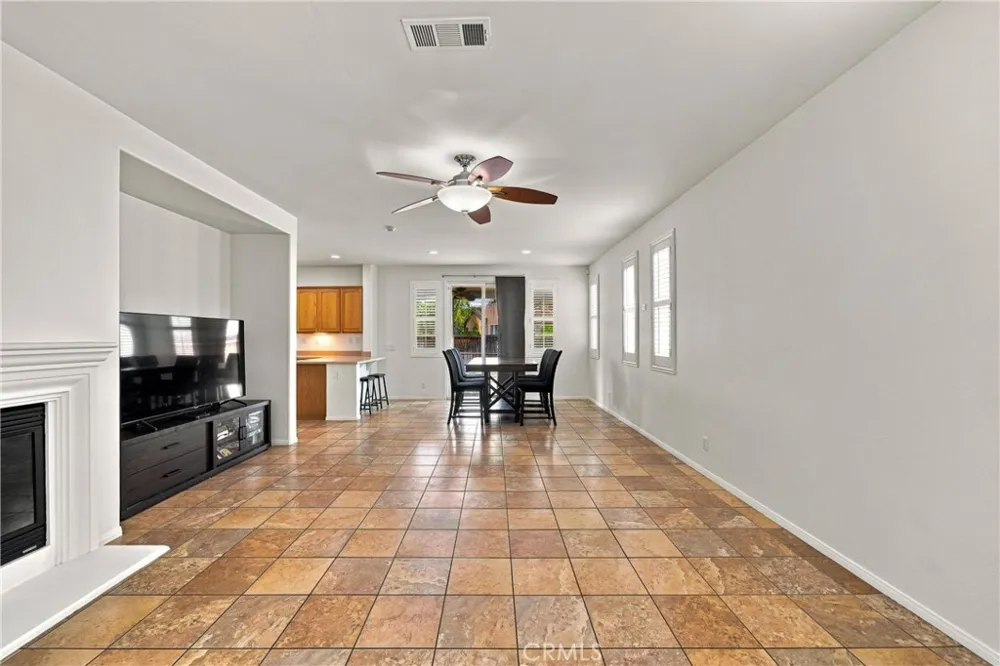 3985 Barbury Palms Way Perris, CA 92571