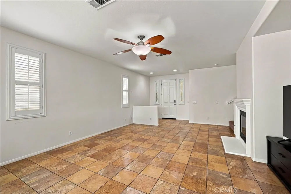 3985 Barbury Palms Way Perris, CA 92571