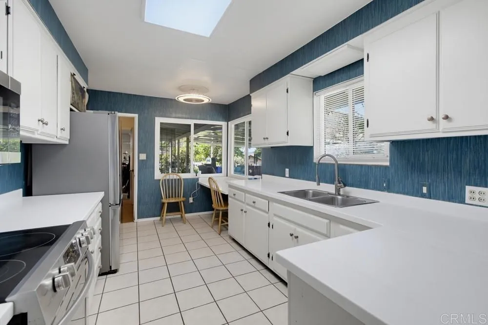 12435 Rockcrest Road Lakeside, CA 92040